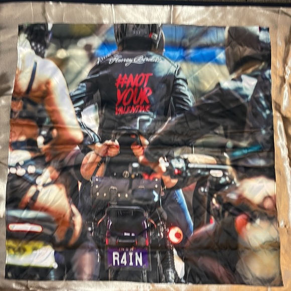 Honey Birdette Not My Valentine Scarf - Picture 4 of 6